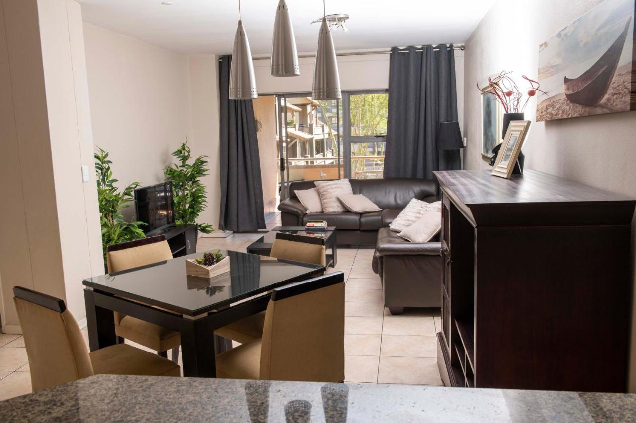 Grayston Exec Apartments Joanesburgo Exterior foto