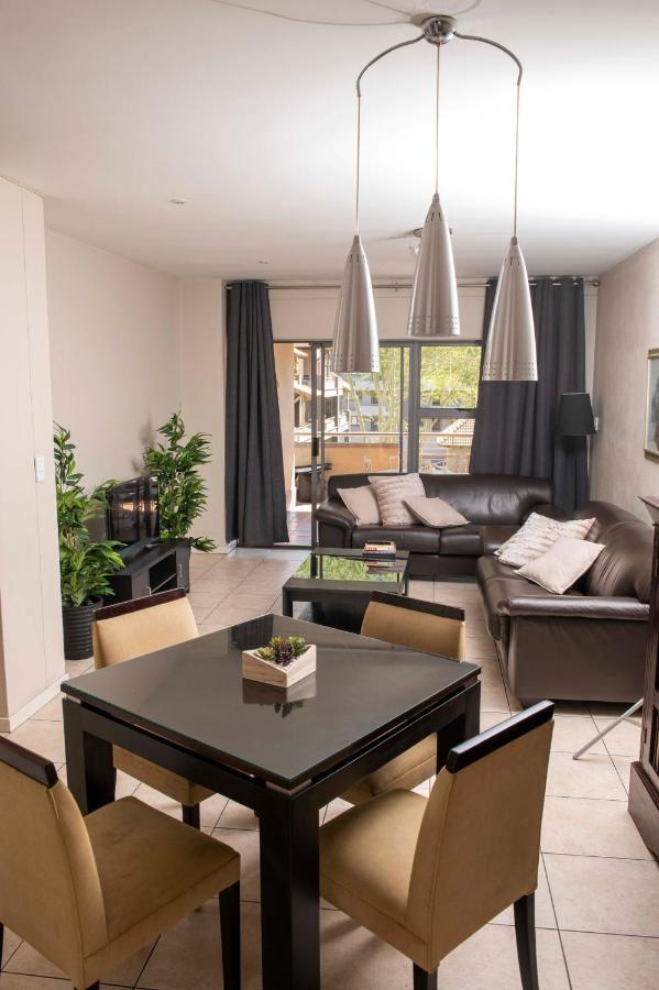 Grayston Exec Apartments Joanesburgo Exterior foto