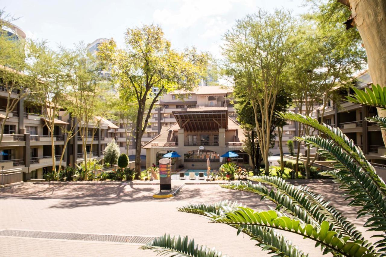 Grayston Exec Apartments Joanesburgo Exterior foto