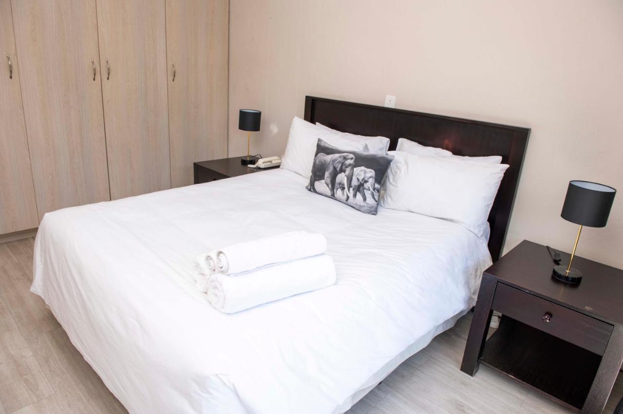 Grayston Exec Apartments Joanesburgo Exterior foto